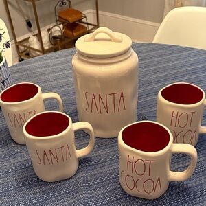 Rae Dunn Santa Canister and 4 Mug Set ❤️